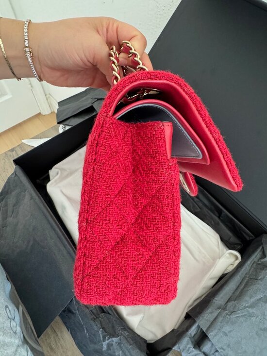 Chanel Classic 11.12 Flap Bag – Red Wool Tweed & Gold Hardware – Brand New - Picture 7 of 16